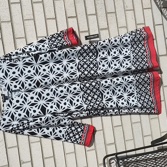 Black/White Dress - Picture 3 of 9